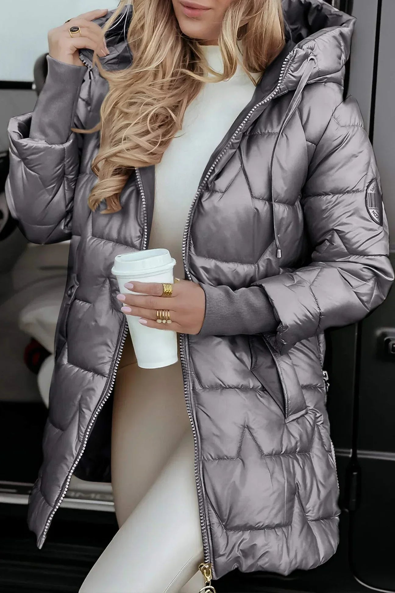 Savrani™ | Cappotto invernale elegante con cappuccio e imbottitura