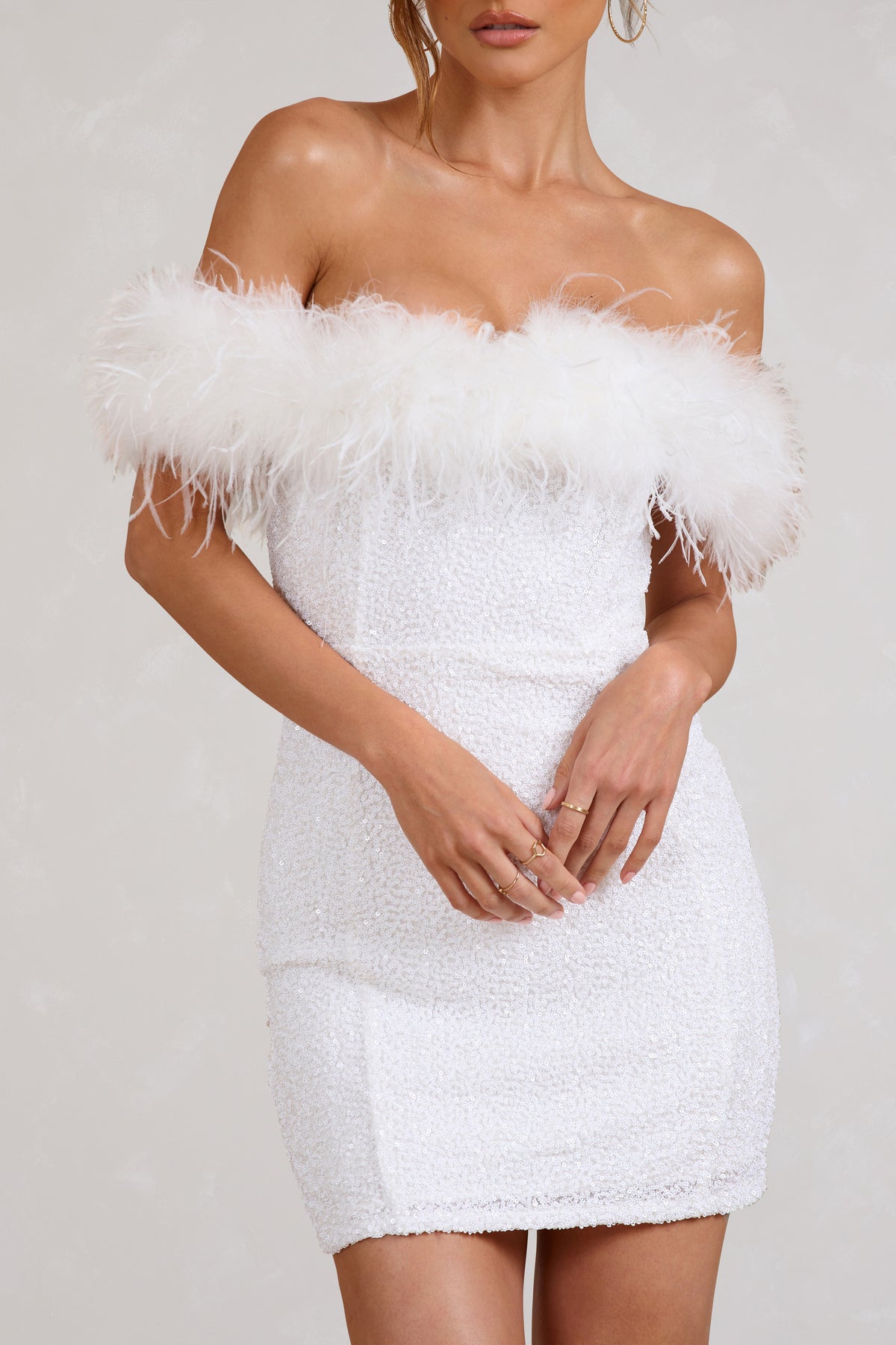 Savrani™ | Abito in paillettes con piume
